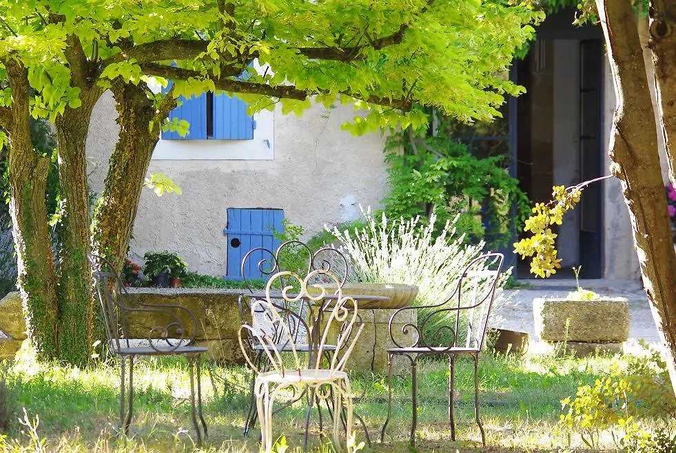 Mas La Vitalis Chambres D'Hotes LʼIsle-sur-la-Sorgue 0*,