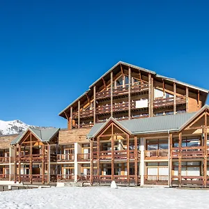 https://vacanceole-le-hameau-de-valloire.hotels-rhonealpes.com